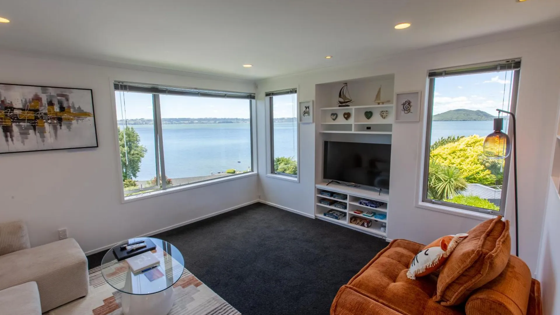 Rotorua Serenity Lakeview Retreat 0*,